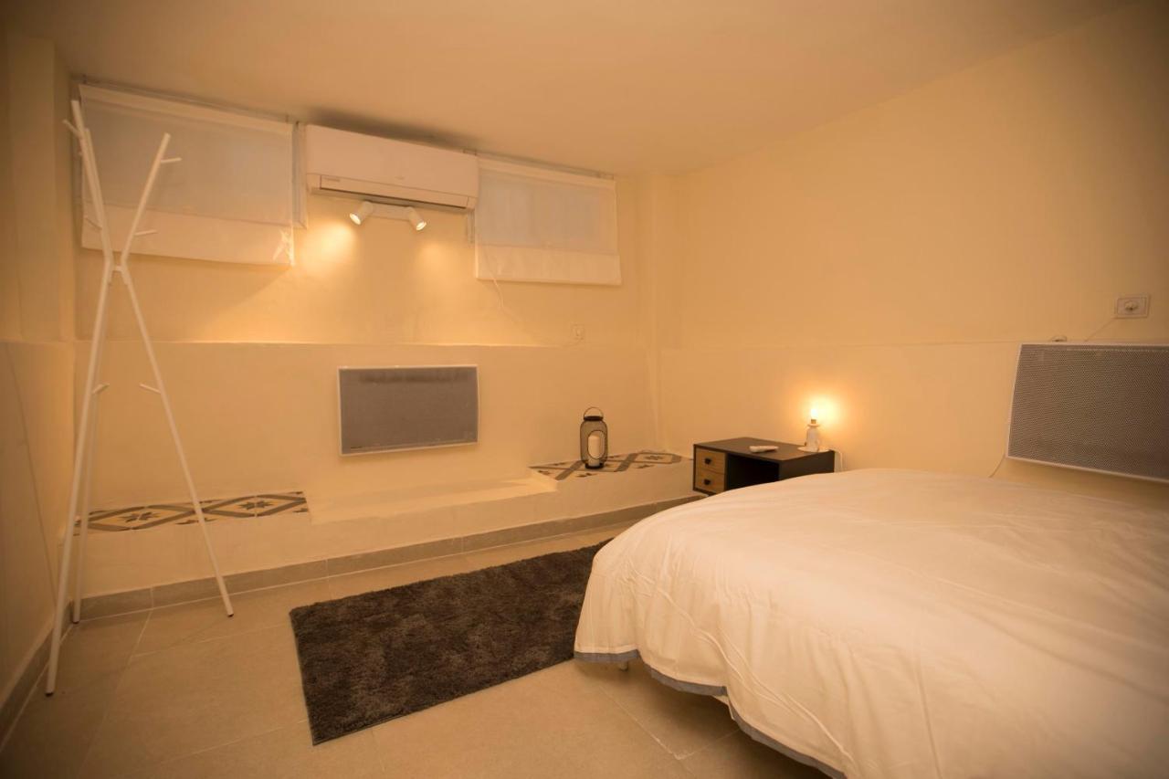 Historic 4-Bedroom Gem With Private Garden, Steps From Old City & Mamila Complex Jerusalém Exterior foto